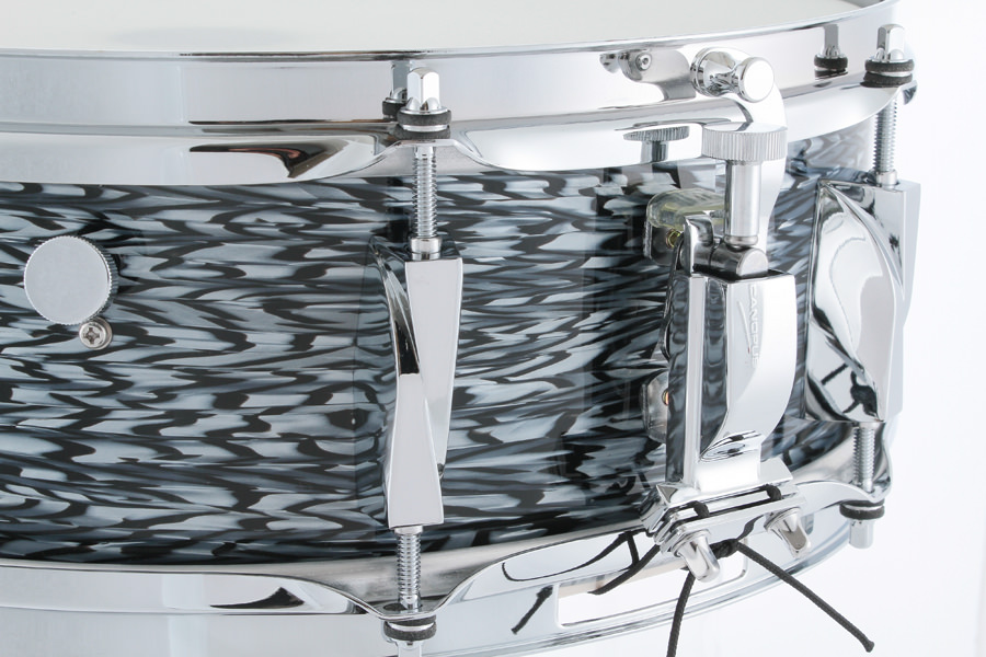 1960's Ludwig Black Oyster Pearl Piccolo Snare Drum