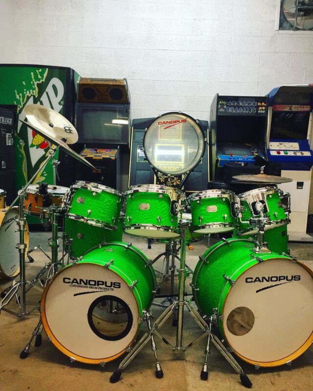 Birch Drum Set - Canopus Drums