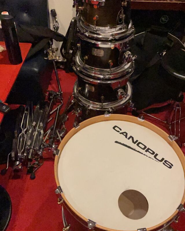 Birch Drum Set - Canopus Drums