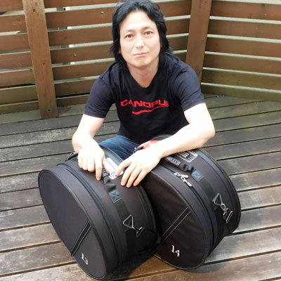 松崎晃之