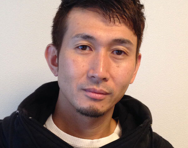 高尾俊行