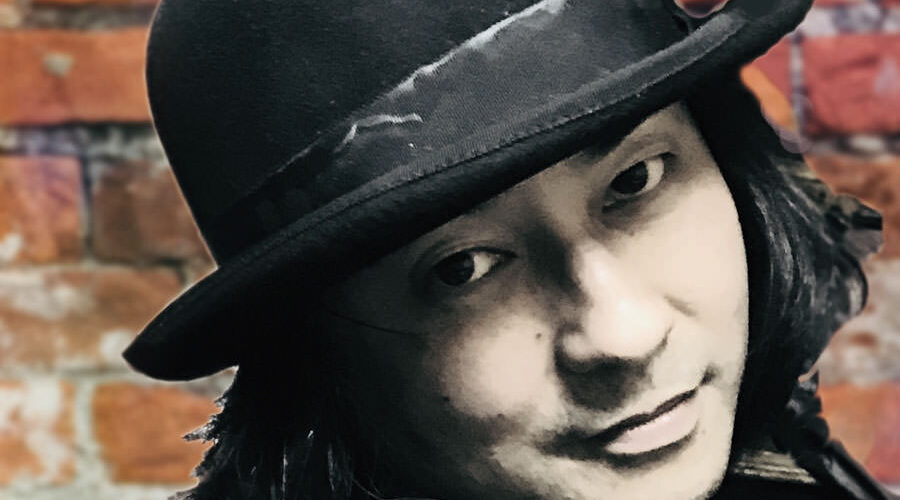 乙部ヒロ