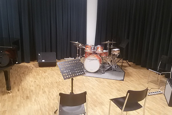 Bern University of Arts（スイス・ベルン芸術大学）にCANOPUSドラムセットが導入されました